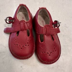 Stride Rite Red Leather Mary Jane shoes - Size 6M